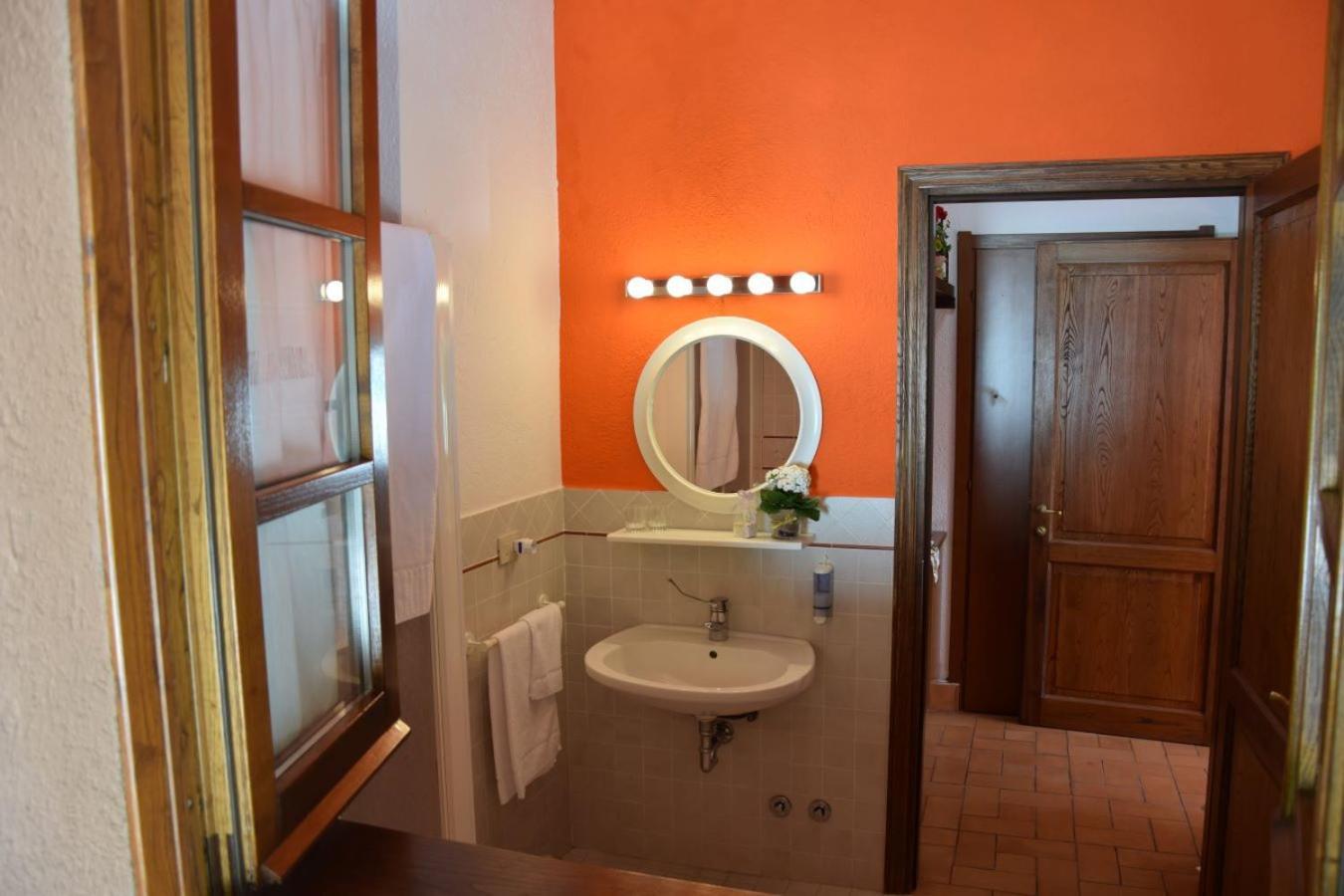 Agriturismo Gioie Di Campagna Fabriano Kültér fotó