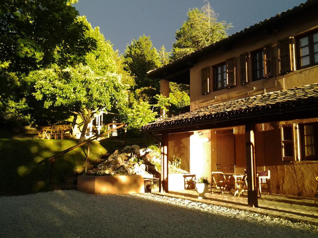Agriturismo Gioie Di Campagna Fabriano Kültér fotó