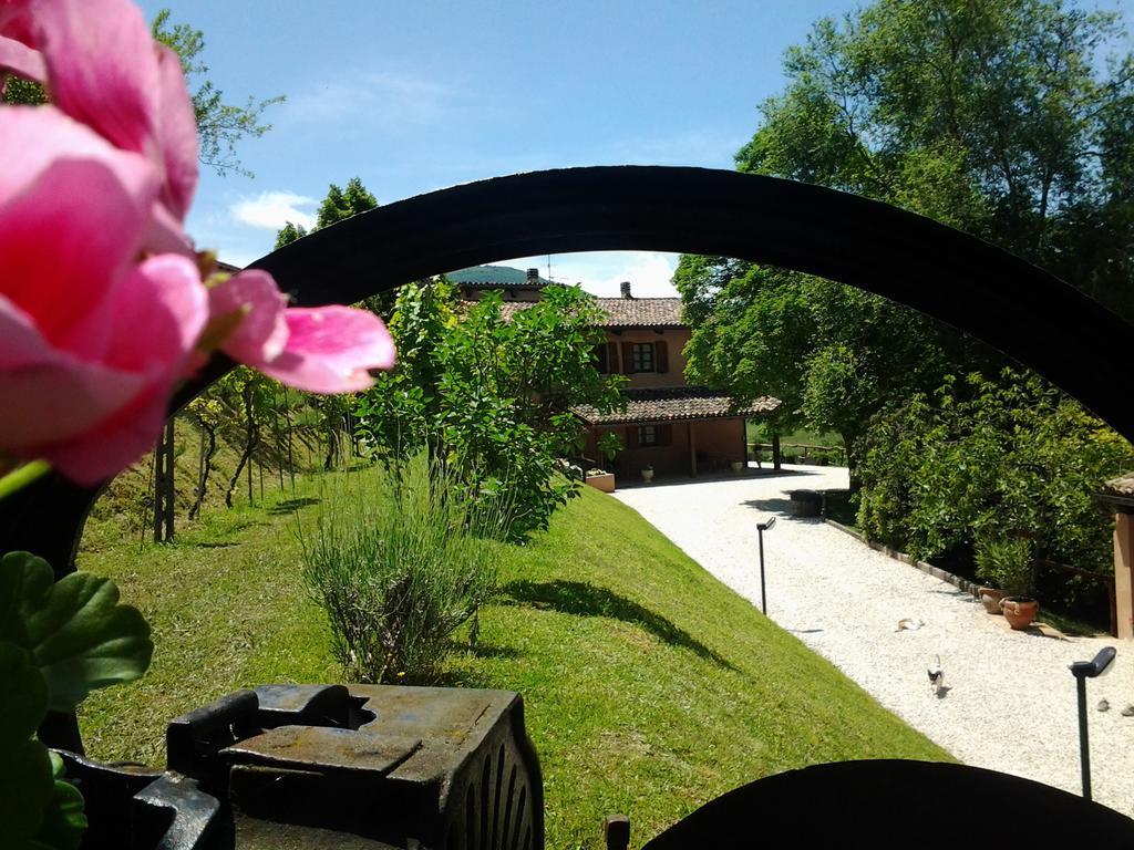Agriturismo Gioie Di Campagna Fabriano Kültér fotó