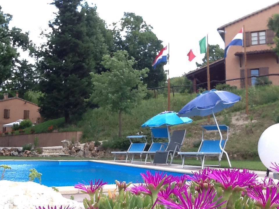 Agriturismo Gioie Di Campagna Fabriano Kültér fotó