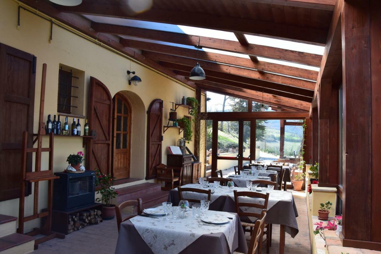 Agriturismo Gioie Di Campagna Fabriano Kültér fotó